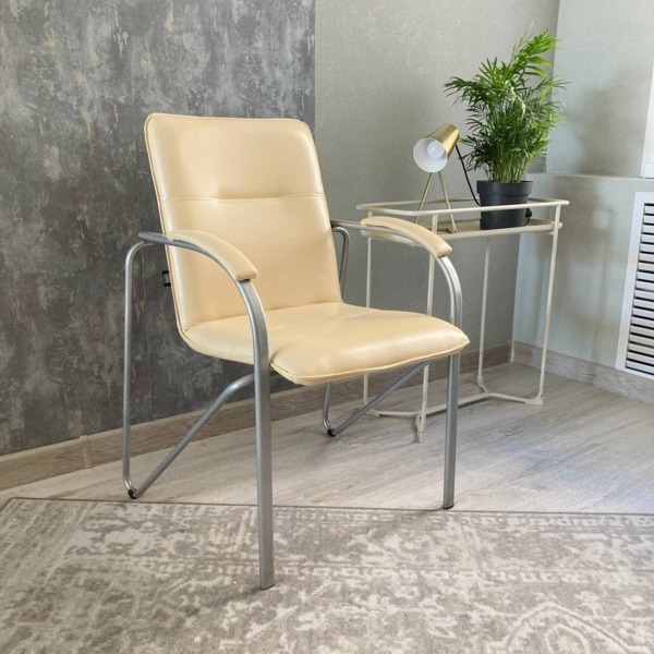 Стул Самба, кожзам Nitro Beige, каркас гальваника, подлокотники бук, под лак - фото покупателей 18